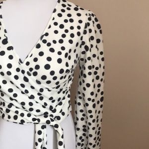 Cropped polka dot blouse